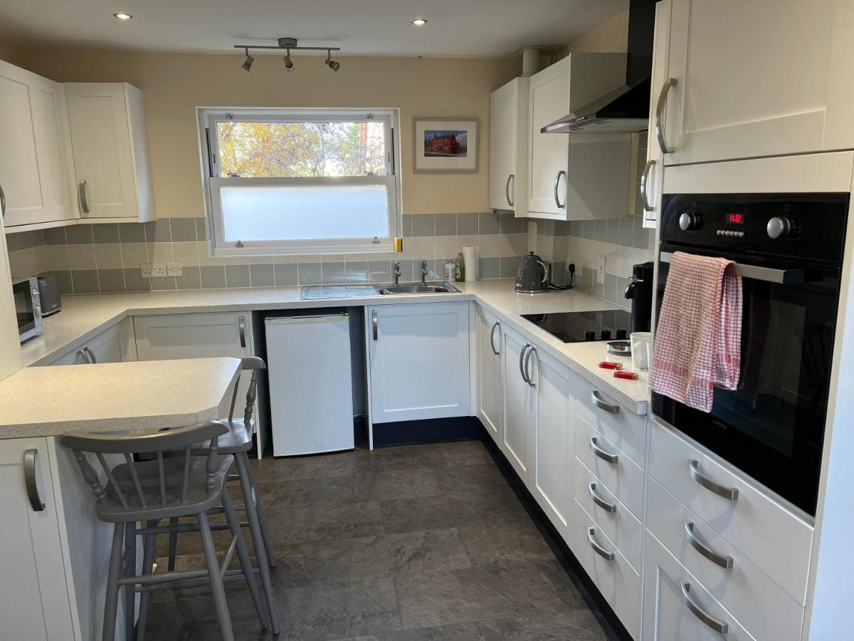 Stanwick  Cosy Hillside Annex 아파트 외부 사진