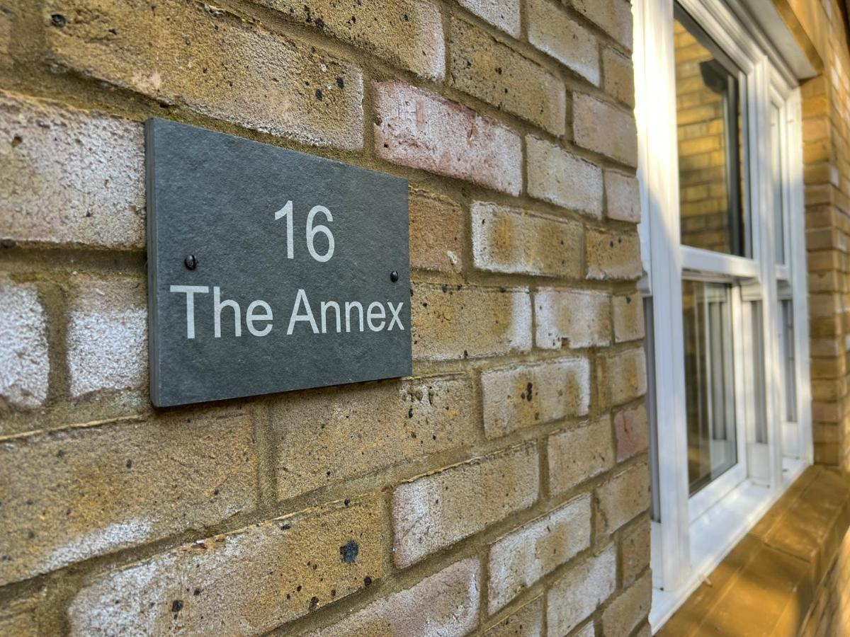 Stanwick  Cosy Hillside Annex 아파트 외부 사진